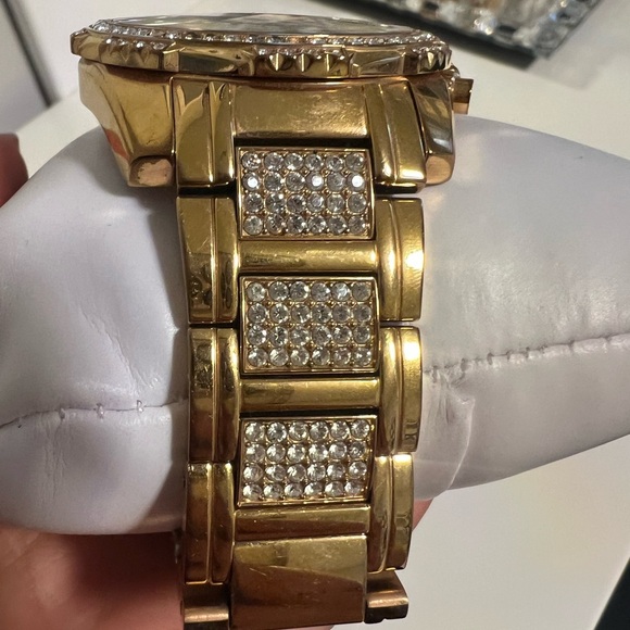 Guess oversized watch - Picture 4 of 4